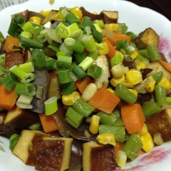 ♥憶柔蔬食♥什錦蔬菜炒豆干~素食:亻尹Joey 一起做