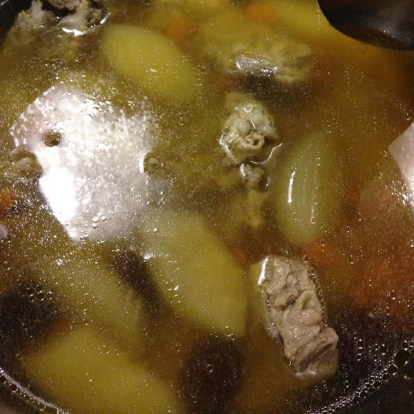 [大同電鍋] 雪梨紅棗排骨湯：初心者 一起做