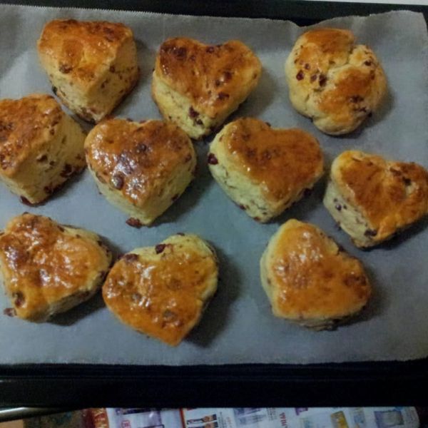 迷你蔓越莓司康scone♥Oly* : 洪孟孟一起做