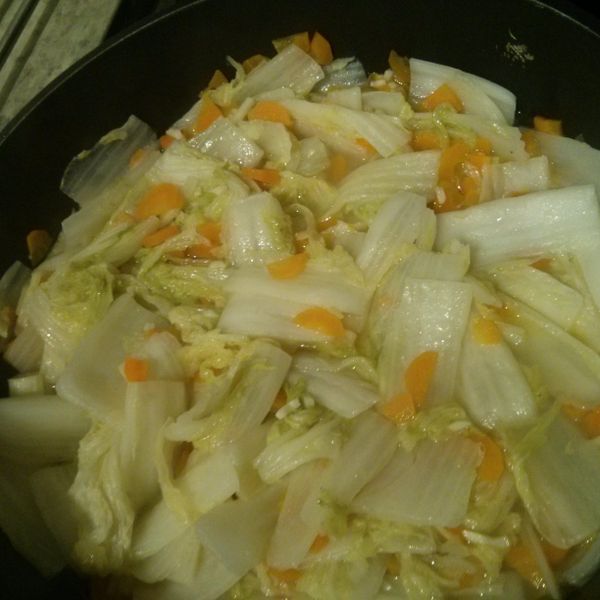 清炒大白菜(奶油白菜)：tzuche 一起做