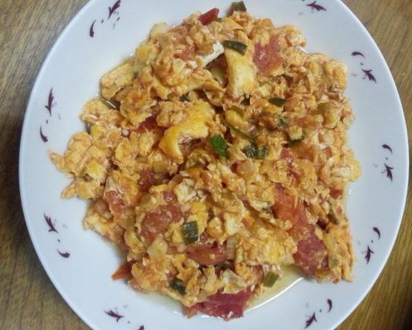 蕃茄炒蛋 : Jun Niu Kung一起做