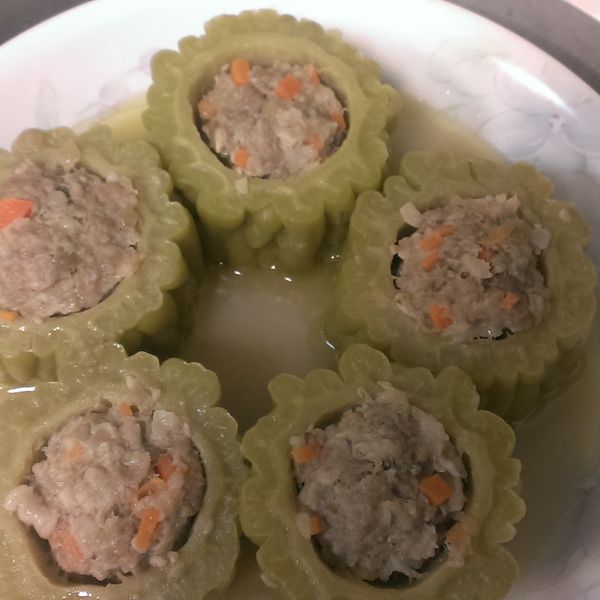 【可拉的鏡頭】苦瓜鑲肉丸 : Summer621一起做