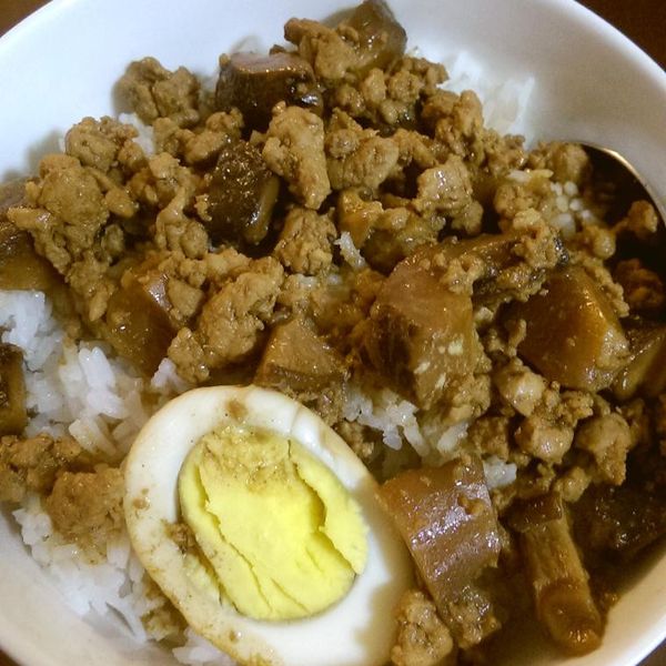 台式香菇肉燥飯 : SaSa一起做