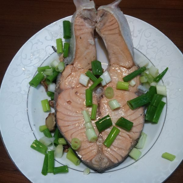 香煎鮭魚：Keiling Tang 一起做