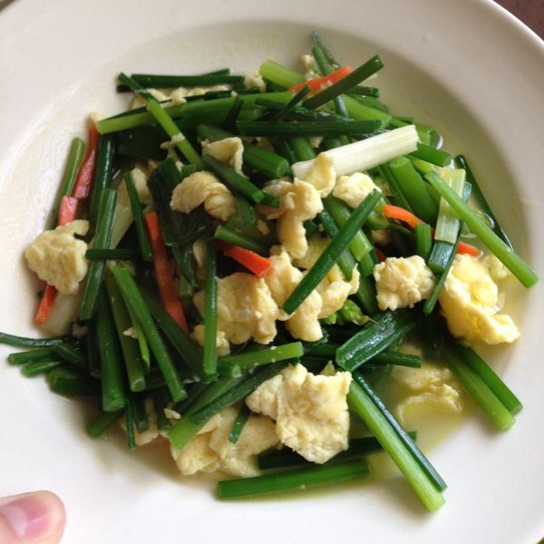 韭菜花炒蛋 : Shine Cheng一起做