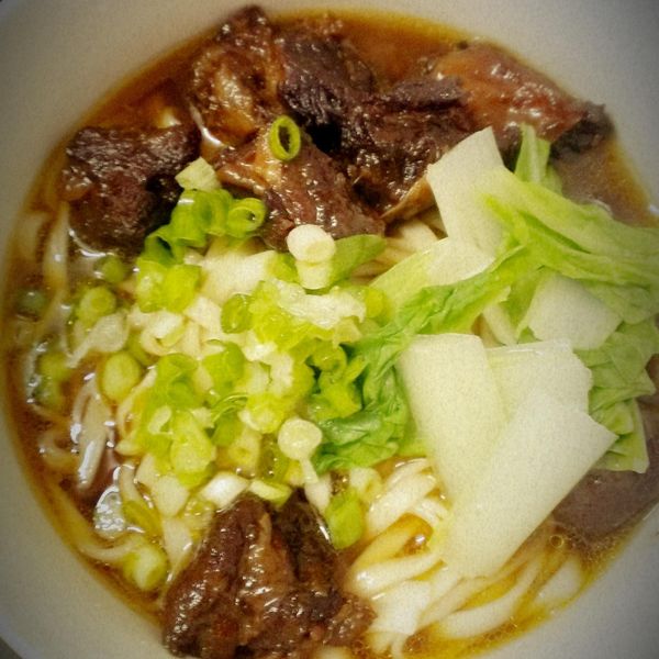 台式紅燒牛肉麵：陳韋志 一起做