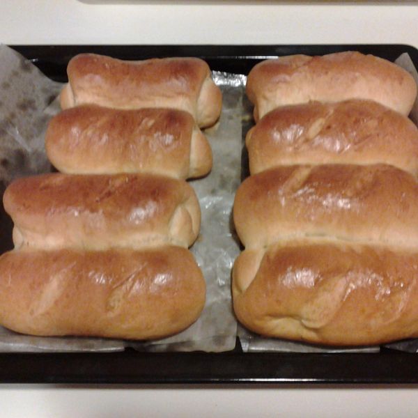 牛奶麵包。樂扣樂扣耐熱玻璃保鮮盒 : 張倩一起做