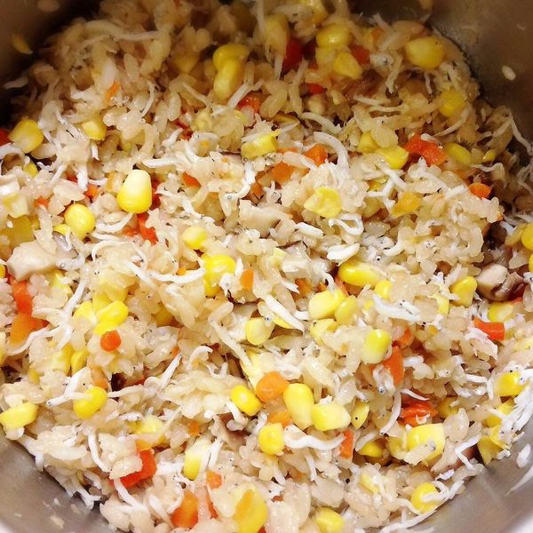 豪氣吻仔魚電鍋飯 : Cathy Lin一起做