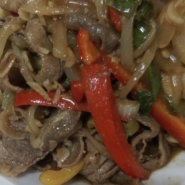 洋蔥牛肉 : Yapei Lin一起做
