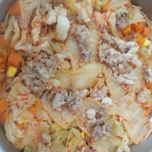 超簡單電鍋泡菜飯：Lan Jue 一起做