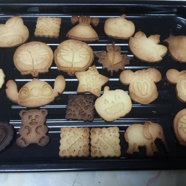 壓模餅乾：賴芳 一起做