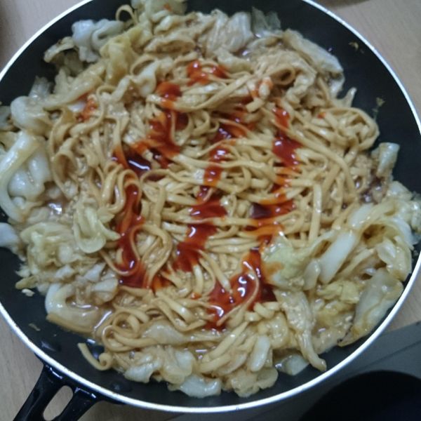 日式炒麵 : 常雅智一起做