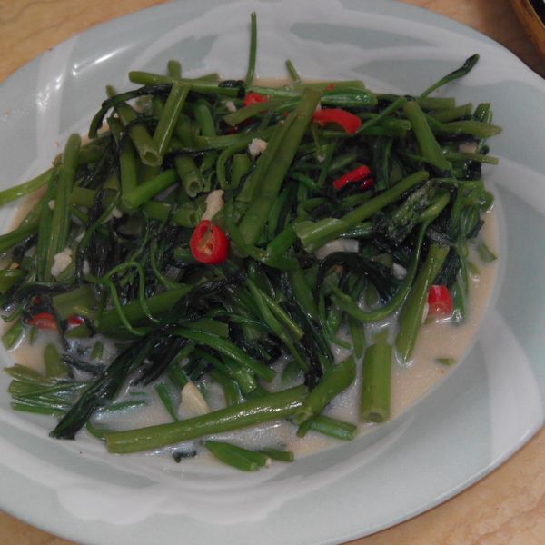 豆乳空心菜 : Denis Chien一起做