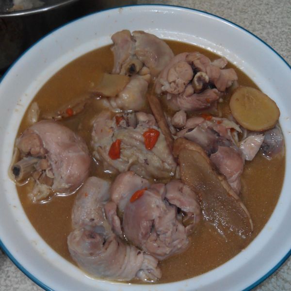 麻油雞 & 麻油雞麵線 : Denis Chien一起做