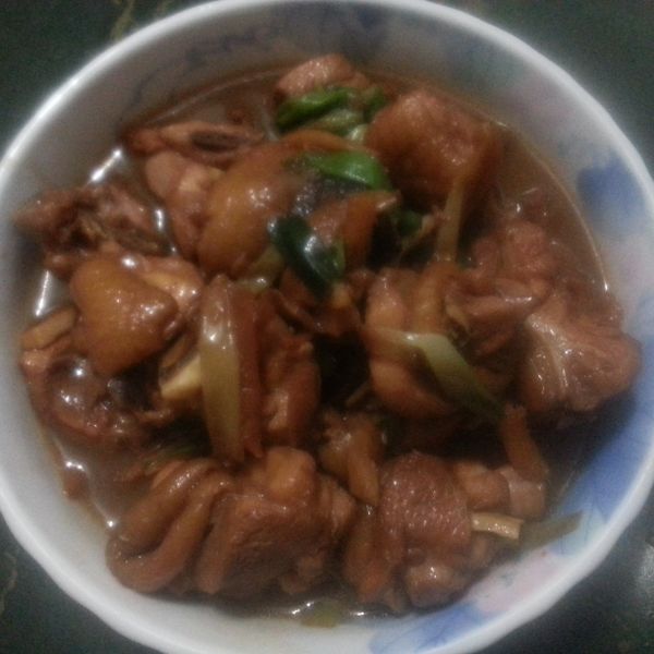 蔥燒雞腿肉：林文玲 一起做