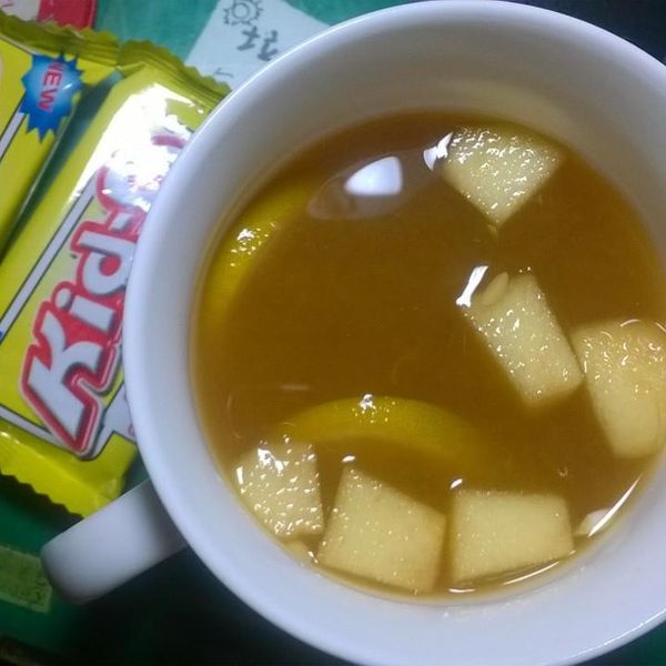 柳橙水果茶 : 丁怡心一起做