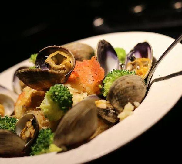 整個番茄飯 ♡ 奶油蒜香蛤蠣飯 : Christina Lu一起做