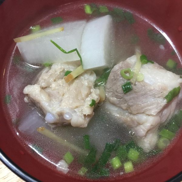 蘿蔔排骨湯：Ruby0225 一起做