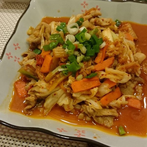 泡菜炒豬肉：Chen Tingfung 一起做