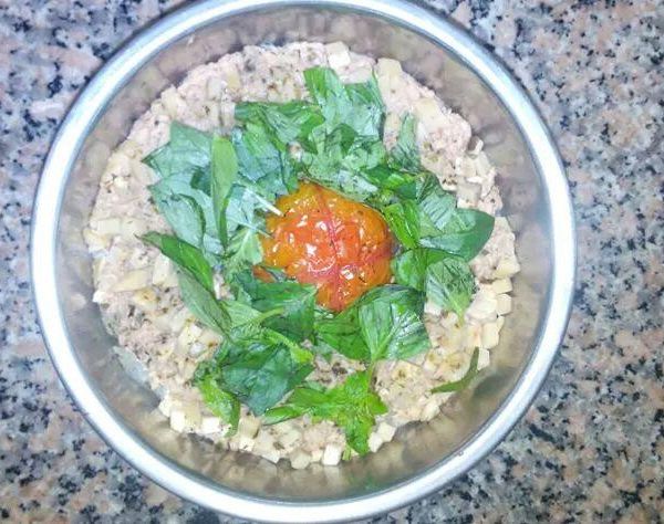 Nana ▌電鍋料理番茄飯 : 簡曉琪一起做