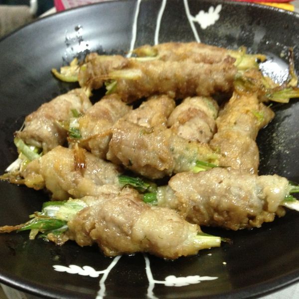 ♫美魔女Jolyn【日式大蔥牛肉起司捲】おいしい食べ物 : Leo一起做