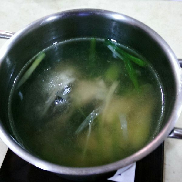 【蒜苗鱸魚湯】 : FUN手作一起做