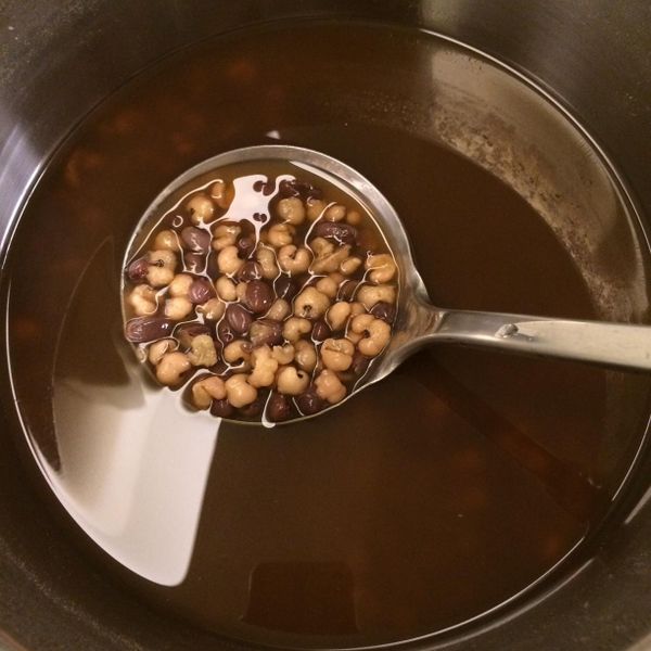 黑糖紅豆薏仁湯：yichensis 一起做