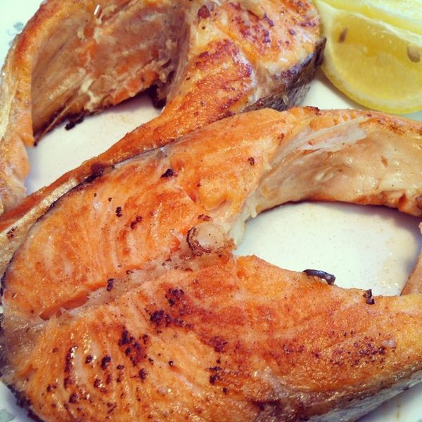 香煎鮭魚：Rita Chan 一起做