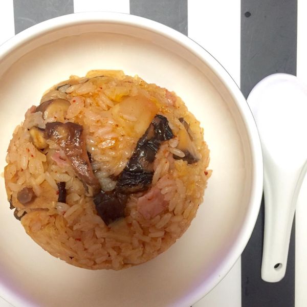 超簡單電鍋泡菜飯：何小美 一起做