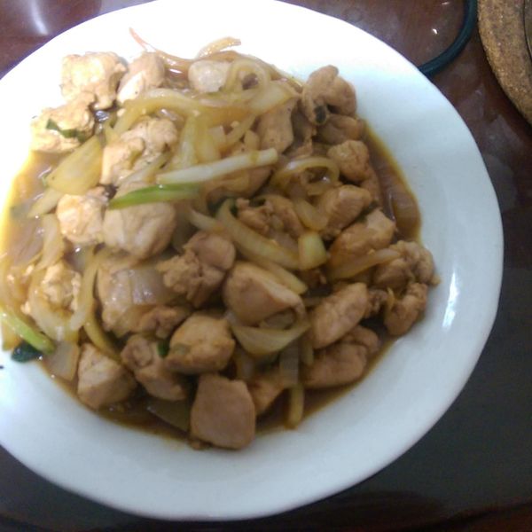 超簡單料理-醬燒洋蔥雞：MeiLu Huang 一起做