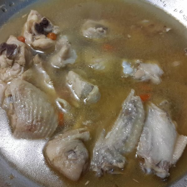 麻油雞湯 : 華華一起做