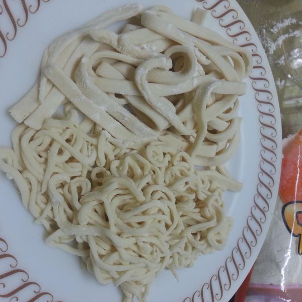 自己做麵條 : 小豬媽咪一起做