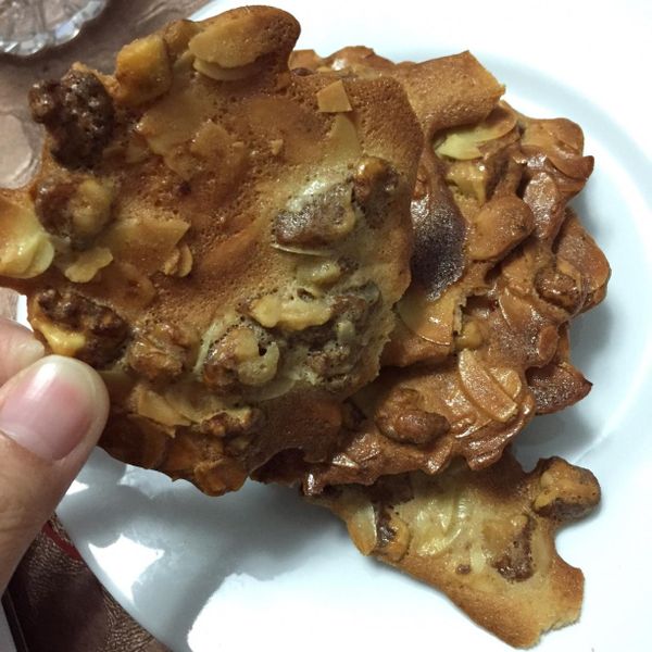 【烤箱甜點】一次就成功的杏仁瓦片：李小咩 一起做