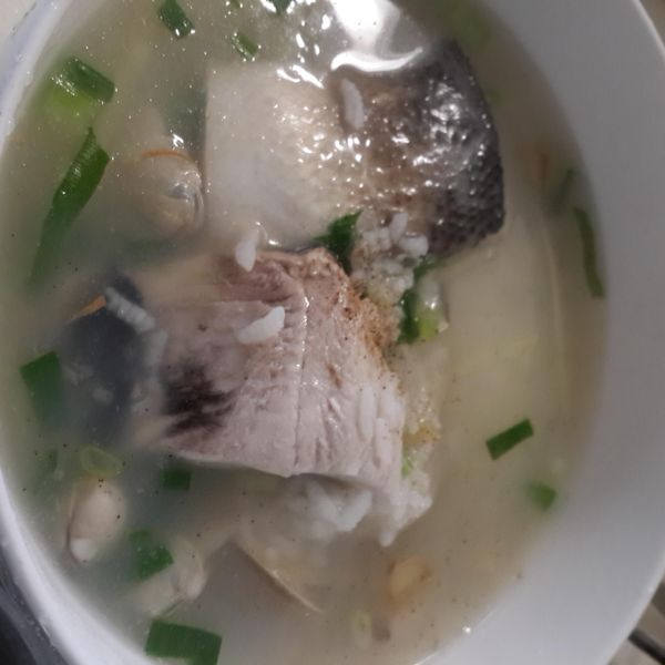 鮮香虱目魚粥─雲端冰箱鮮食家 : 華華一起做