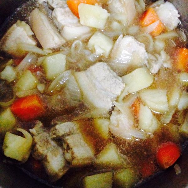 電鍋輕鬆做日式馬鈴薯燉肉 : 李伊珊一起做