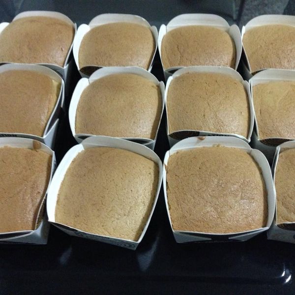 凱薩琳's 簡單戚風杯子蛋糕 : Lucy Chen一起做