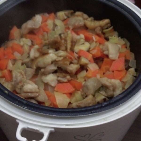 香菇雞炊飯－穀盛壽喜燒：Wing Ki Cheung 一起做