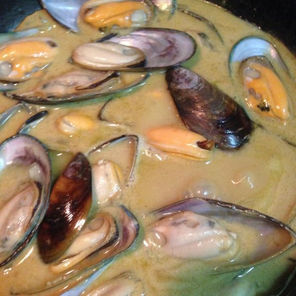 綠咖哩淡菜【穀盛綠咖哩】：Holley Hsu🐷 一起做