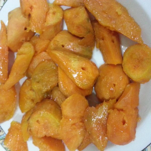 地瓜拔絲 : Eileen魔幻廚房一起做