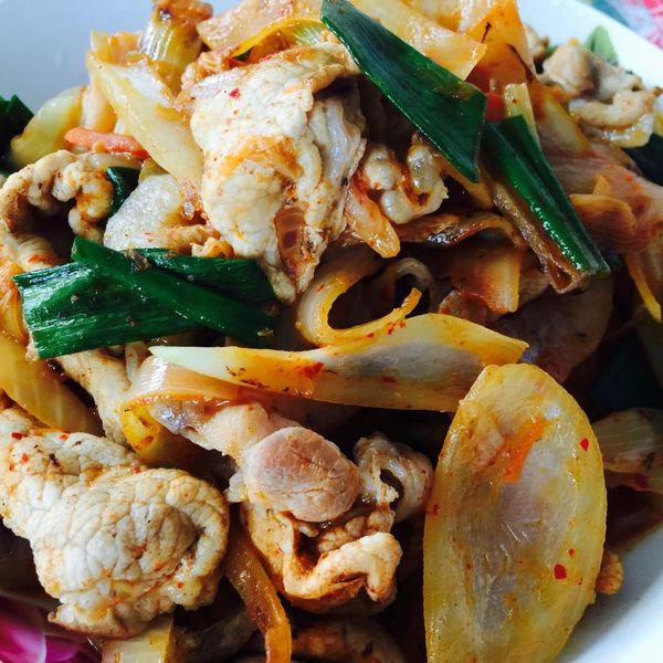 泡菜炒豬肉_10分鐘零廚藝【穀盛壽喜燒】：eva890526 一起做