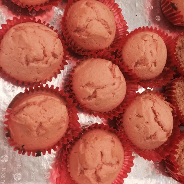 巧克力杯子蛋糕 : Ena Yang一起做