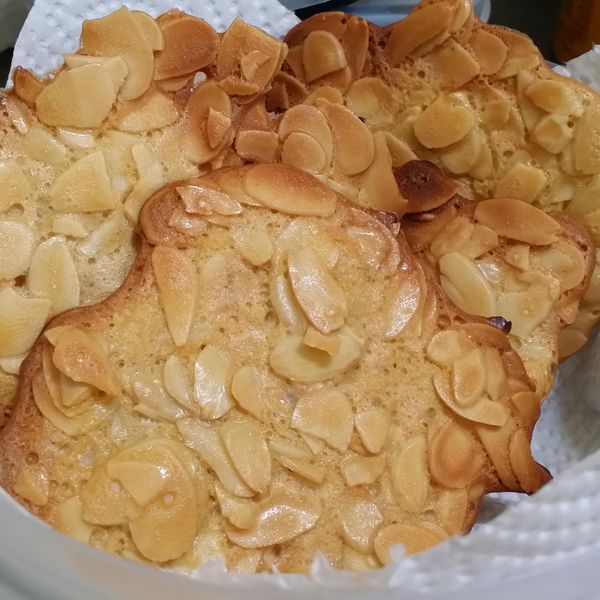 【烤箱甜點】一次就成功的杏仁瓦片：羊小咩 一起做