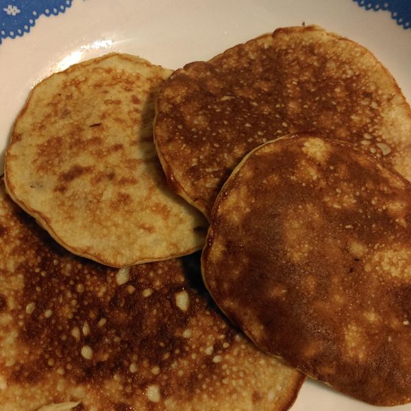 只要兩顆蛋+一根香蕉的簡單鬆餅! : 李欣一起做