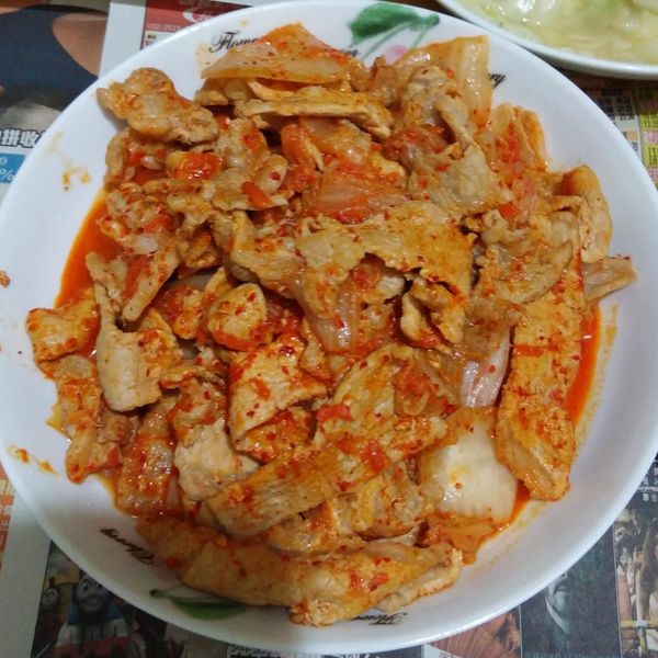 泡菜炒豬肉：羽琁 一起做