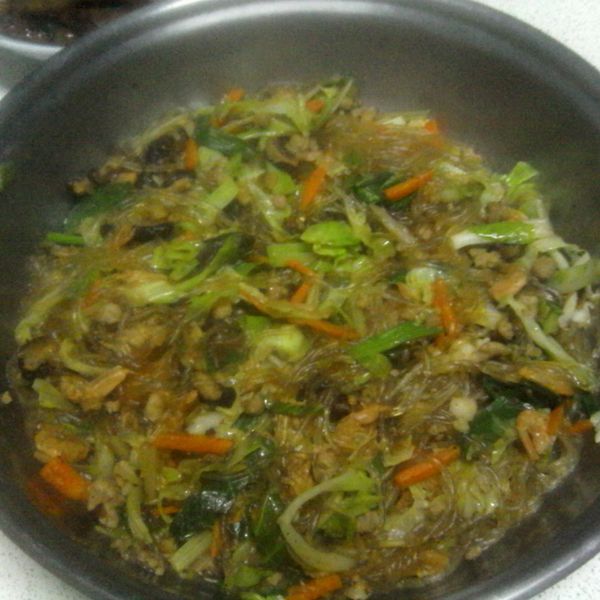 沙茶炒冬粉 : 魅媚一起做