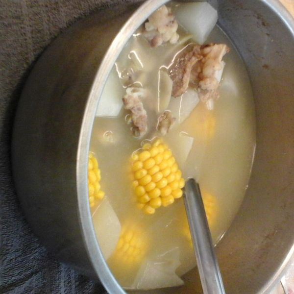 電鍋蘿蔔排骨湯：韓橘 一起做