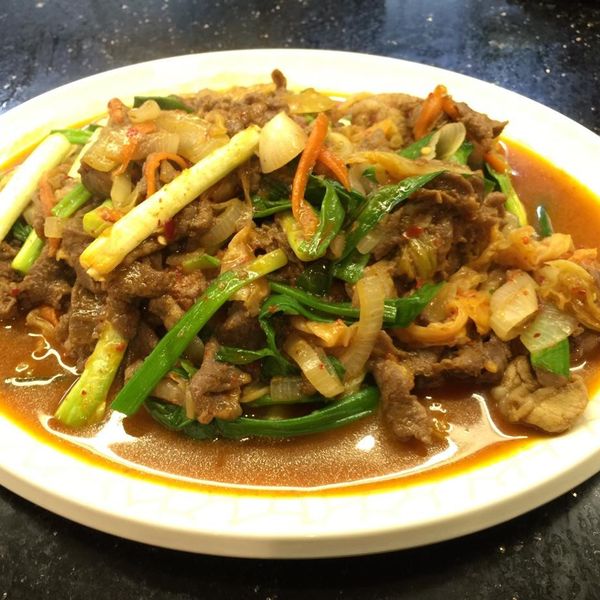 泡菜炒豬肉_10分鐘零廚藝【穀盛壽喜燒】：Dora Hui 一起做