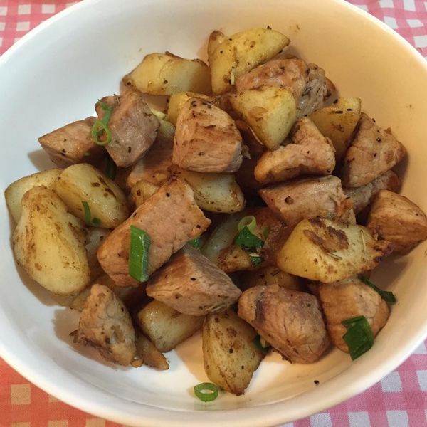 迷迭香馬鈴薯骰子豬：杜蕙如 一起做