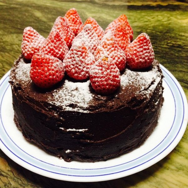 草莓巧克力蛋糕 <電鍋版> : Ho I-Ching一起做