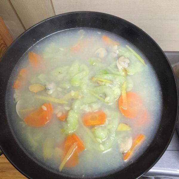 蛤蜊絲瓜 : 林慶聰一起做